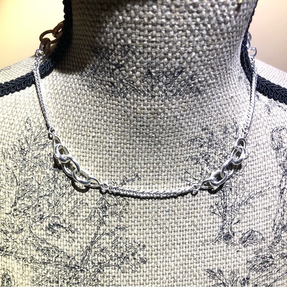 Silvertone Equestrian Horse Bit 18” Choker Style Necklace - Picture 7 of 9